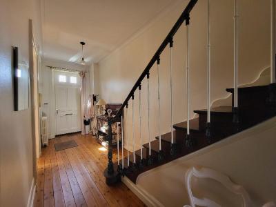 For sale 8 rooms 192 m2 Charente maritime (17400) photo 2