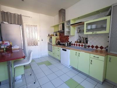 For sale 8 rooms 192 m2 Charente maritime (17400) photo 3
