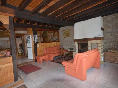 For sale A 10 MNS DES COMMERCES 6 rooms 88 m2 Creuse (23600) photo 4