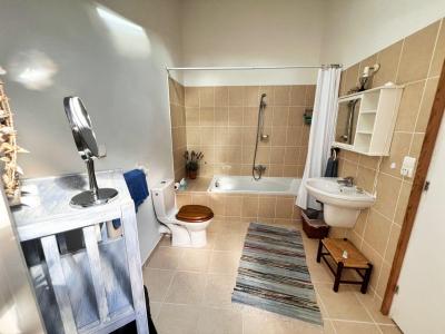 For sale 4 rooms 155 m2 Herault (34360) photo 4