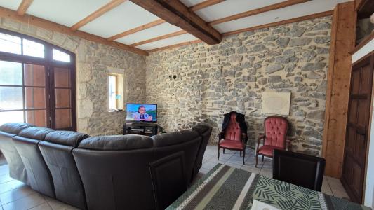 For sale 3 rooms 82 m2 Herault (34210) photo 0