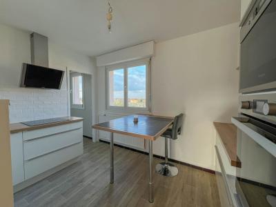 For sale DEVANT LES PONTS 4 rooms 80 m2 Moselle (57050) photo 2