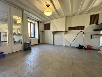 For sale 12 MIN NORD OUEST DE OUCQ 4 rooms 128 m2 Loir et cher (41290) photo 1