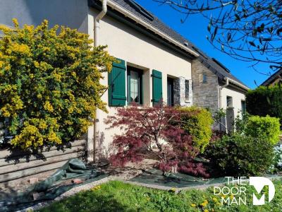 For sale Mayenne 7 rooms 127 m2 Mayenne (53100) photo 0