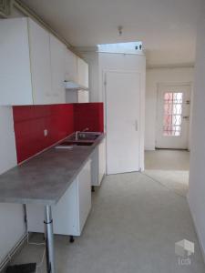 For sale Montelimar 2 rooms 68 m2 Drome (26200) photo 2