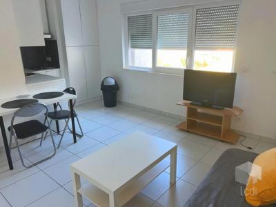 For sale Montelimar 1 room 24 m2 Drome (26200) photo 0