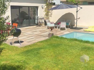 For sale Montelimar 5 rooms 136 m2 Drome (26200) photo 2