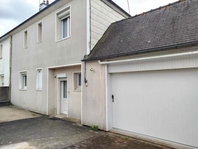 For sale Pontivy 4 rooms 85 m2 Morbihan (56300) photo 0