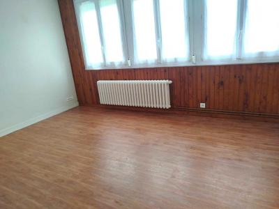 For sale Pontivy 4 rooms 85 m2 Morbihan (56300) photo 1