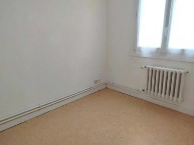 For sale Pontivy 4 rooms 85 m2 Morbihan (56300) photo 4