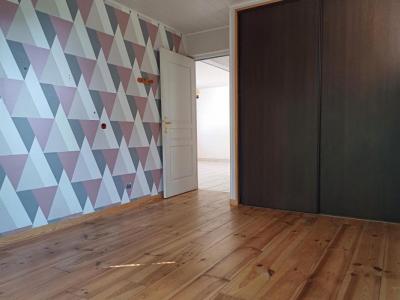 For sale Bubry 3 rooms 65 m2 Morbihan (56310) photo 3