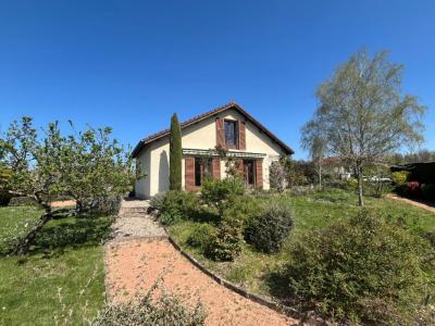 For sale Feurs 5 rooms 125 m2 Loire (42110) photo 2