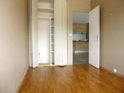 For rent Paris-20eme-arrondissement 2 rooms 46 m2 Paris (75020) photo 4