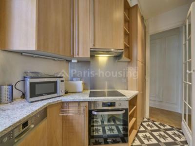For rent Paris-16eme-arrondissement 4 rooms 99 m2 Paris (75016) photo 4