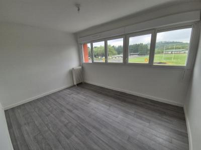 Louer Appartement 50 m2 Givet