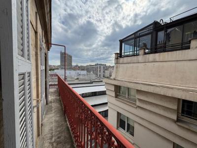 For rent Marseille-1er-arrondissement 2 rooms 46 m2 Bouches du Rhone (13001) photo 4