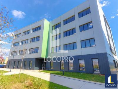 For rent Vitrolles 152 m2 Bouches du Rhone (13127) photo 0