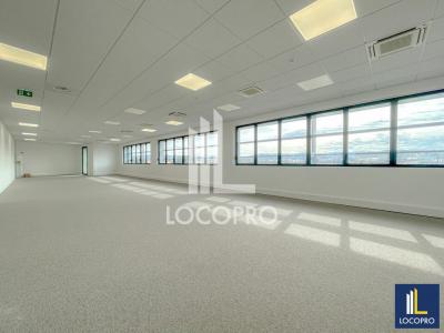 For rent Vitrolles 152 m2 Bouches du Rhone (13127) photo 3