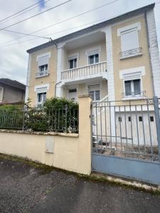 For sale Creusot 5 rooms 122 m2 Saone et loire (71200) photo 0