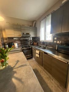 For sale Creusot 5 rooms 122 m2 Saone et loire (71200) photo 2
