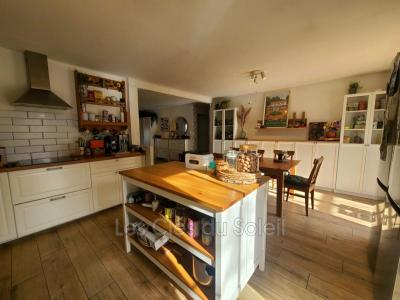 For sale Cuers 4 rooms 111 m2 Var (83390) photo 2