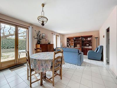For sale Gardanne 3 rooms 75 m2 Bouches du Rhone (13120) photo 2