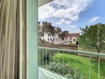 For sale Villeurbanne 3 rooms 59 m2 Rhone (69100) photo 1