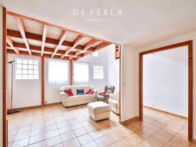 Acheter Appartement 102 m2 Villejuif