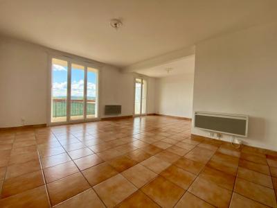 For rent Avignon 3 rooms 81 m2 Vaucluse (84000) photo 1