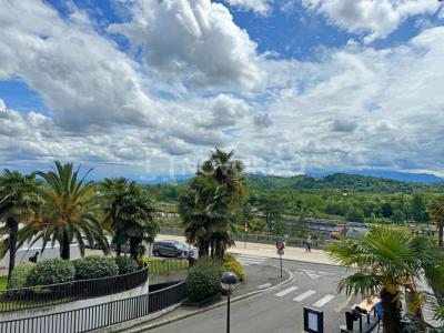 For sale Pau 2 rooms 57 m2 Pyrenees atlantiques (64000) photo 0
