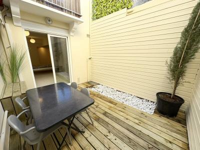 For sale CENTRE VILLE RIVE GAUCHE 1 room 31 m2 Gard (30240) photo 0