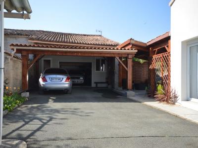 For sale COURCON 8 rooms 185 m2 Charente maritime (17170) photo 1