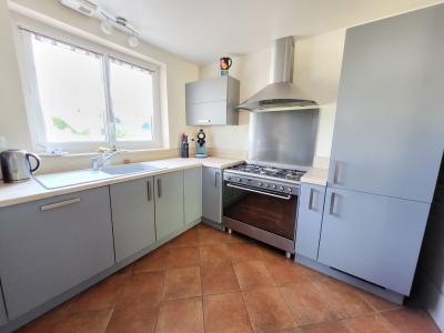 For sale BON SECTEUR 6 rooms 102 m2 Ain (01320) photo 2