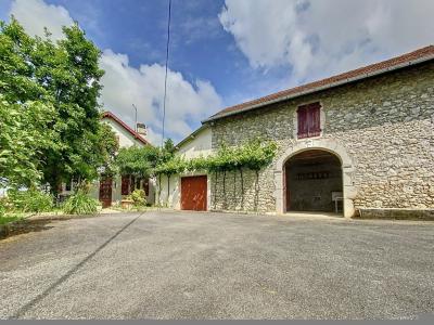 For sale 8 rooms 185 m2 Pyrenees atlantiques (64270) photo 0