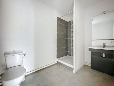 For sale 2 rooms 39 m2 Gironde (33150) photo 4