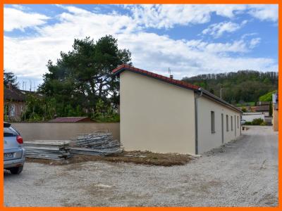 For sale VILLAGE 5 rooms 80 m2 Ain (01700) photo 2