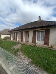 For sale ANIMATIONS, COLE, COMMER 6 rooms 96 m2 Creuse (23350) photo 0