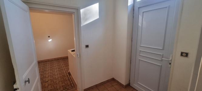 For sale 3 rooms 51 m2 Loir et cher (41100) photo 2