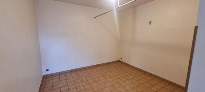 For sale 3 rooms 51 m2 Loir et cher (41100) photo 3