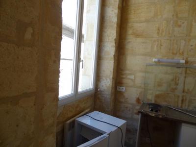 For rent Bordeaux 1 room 18 m2 Gironde (33000) photo 1