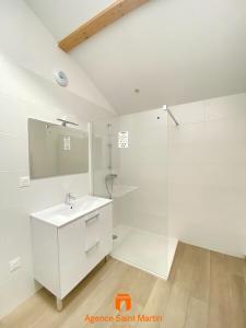 Annonce Location 2 pices Appartement Ancone 26