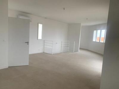 For sale Martigues 3 rooms 100 m2 Bouches du Rhone (13500) photo 2