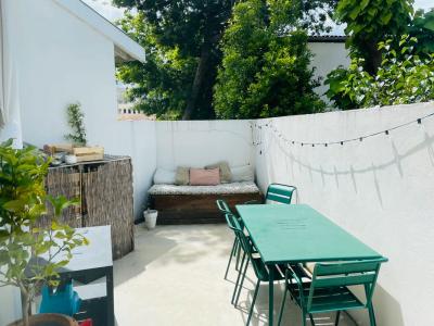 For sale Bordeaux 4 rooms 121 m2 Gironde (33000) photo 1