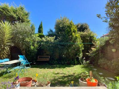 For sale Bordeaux 7 rooms 160 m2 Gironde (33800) photo 4