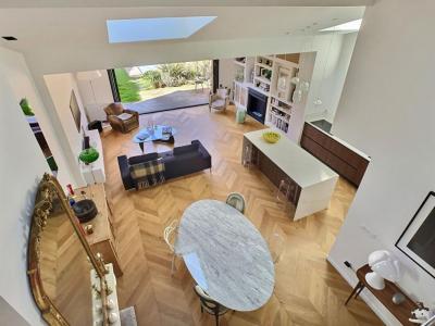 For sale Bordeaux 5 rooms 157 m2 Gironde (33800) photo 0