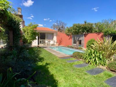 For sale Bordeaux 5 rooms 157 m2 Gironde (33800) photo 3
