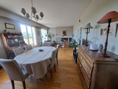 For sale Angers 6 rooms 123 m2 Maine et loire (49000) photo 2
