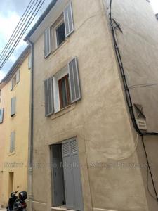 For sale Trets 3 rooms 44 m2 Bouches du Rhone (13530) photo 0