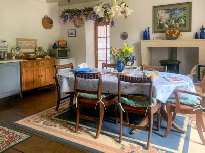 For sale Sauze-vaussais 6 rooms 133 m2 Deux sevres (79190) photo 1