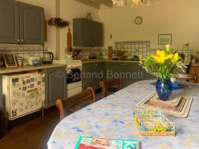 For sale Sauze-vaussais 6 rooms 133 m2 Deux sevres (79190) photo 2